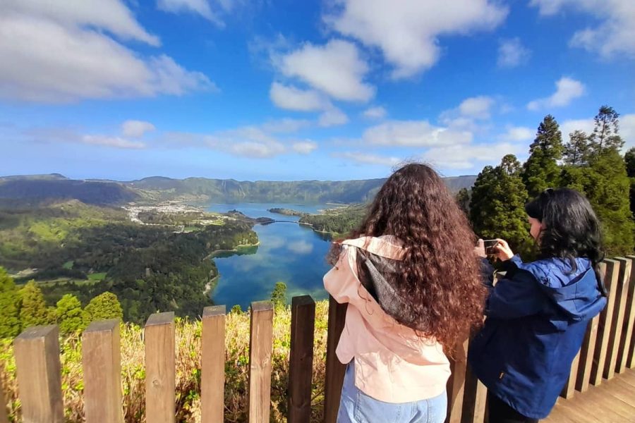Cruise Travellers: Sete Cidades – The Blue & Green Lake